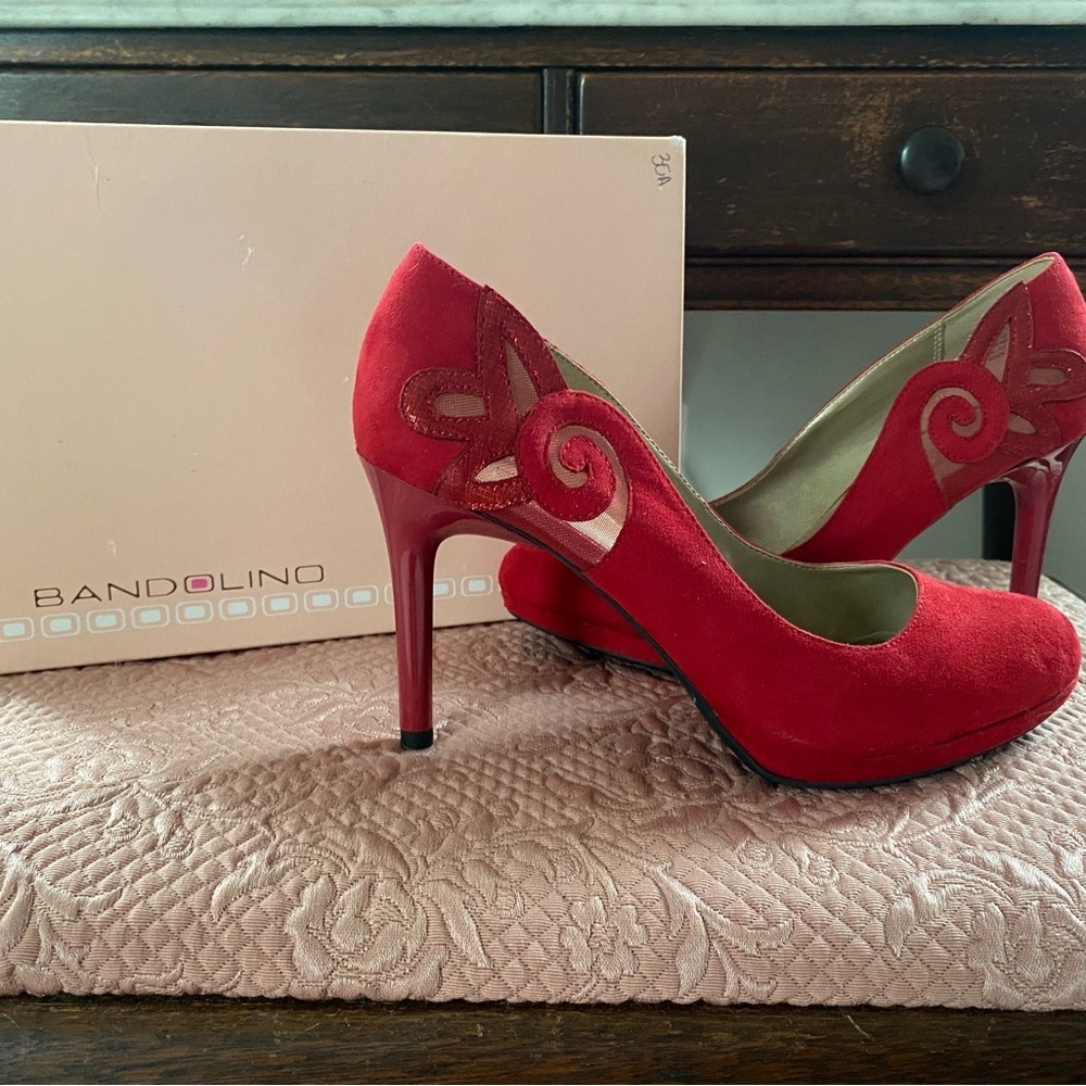 Bandolino Pumps